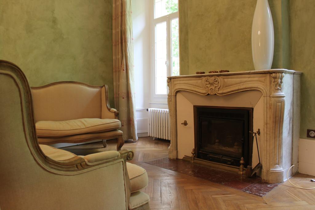 Chambres D'Hotes Chateau De Viviez Exterior photo