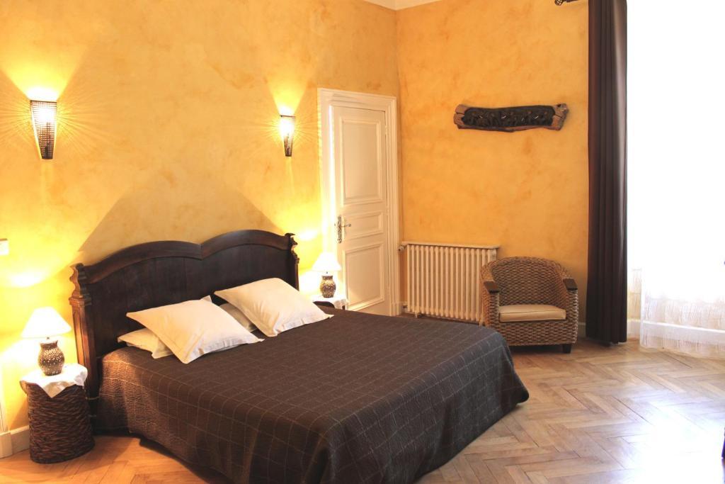 Chambres D'Hotes Chateau De Viviez Room photo