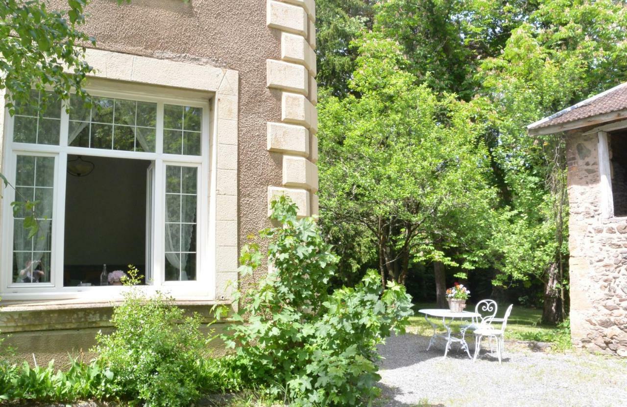 Chambres D'Hotes Chateau De Viviez Exterior photo
